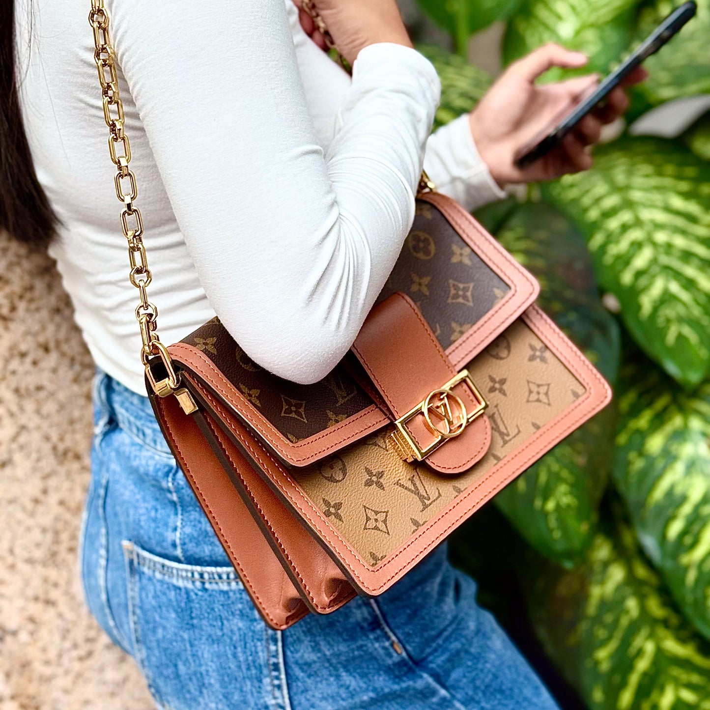Dauphine MM In Monogram Canvas