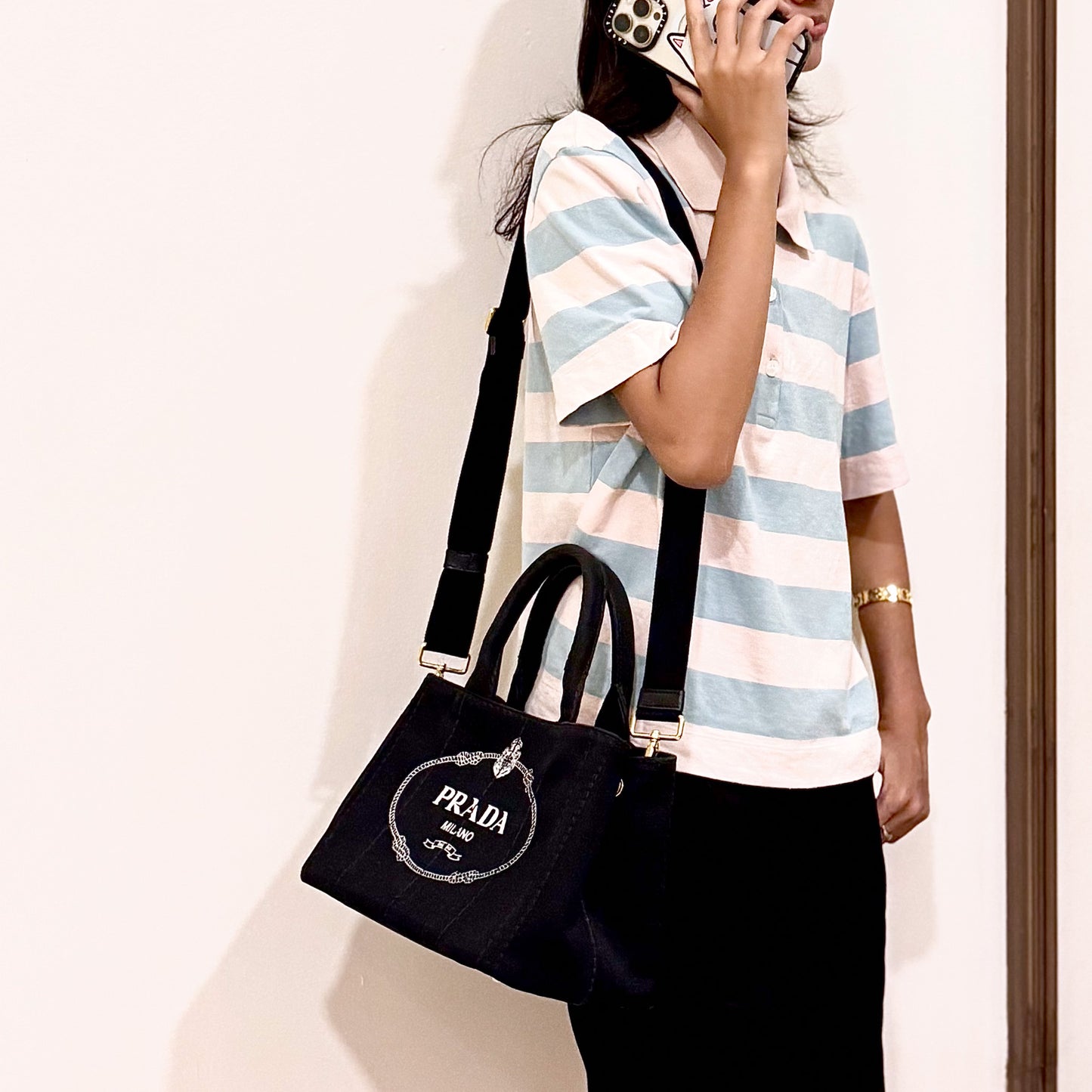 Canapa In Black Canvas