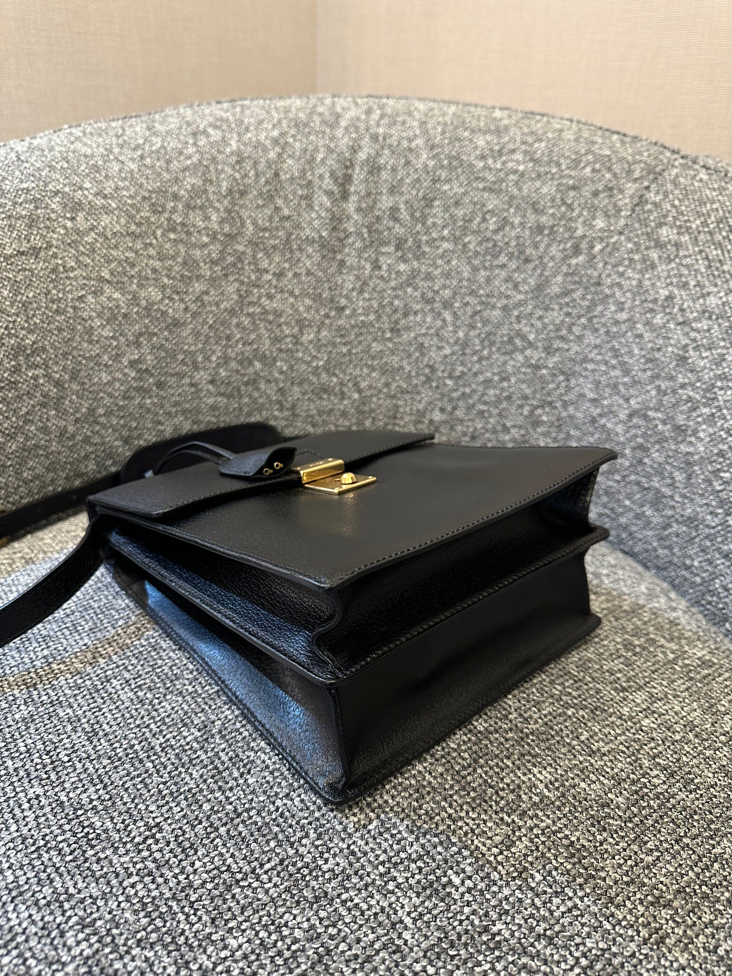 Gucci Lady Lock Handbag In Black Leather