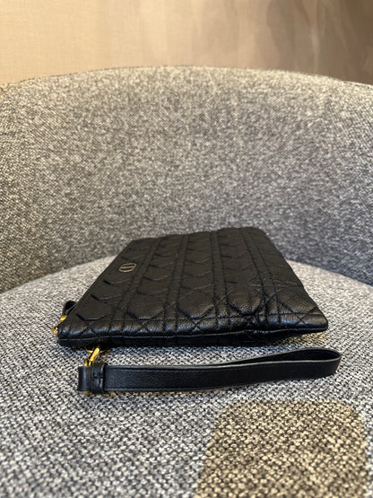 Christian Dior Supple Cannage Calfskin Caro Daily Pouch In Black