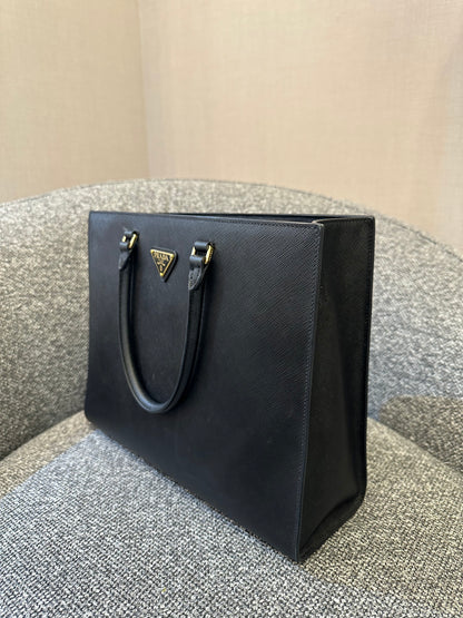 Prada Galleria In Black Saffiano Leather