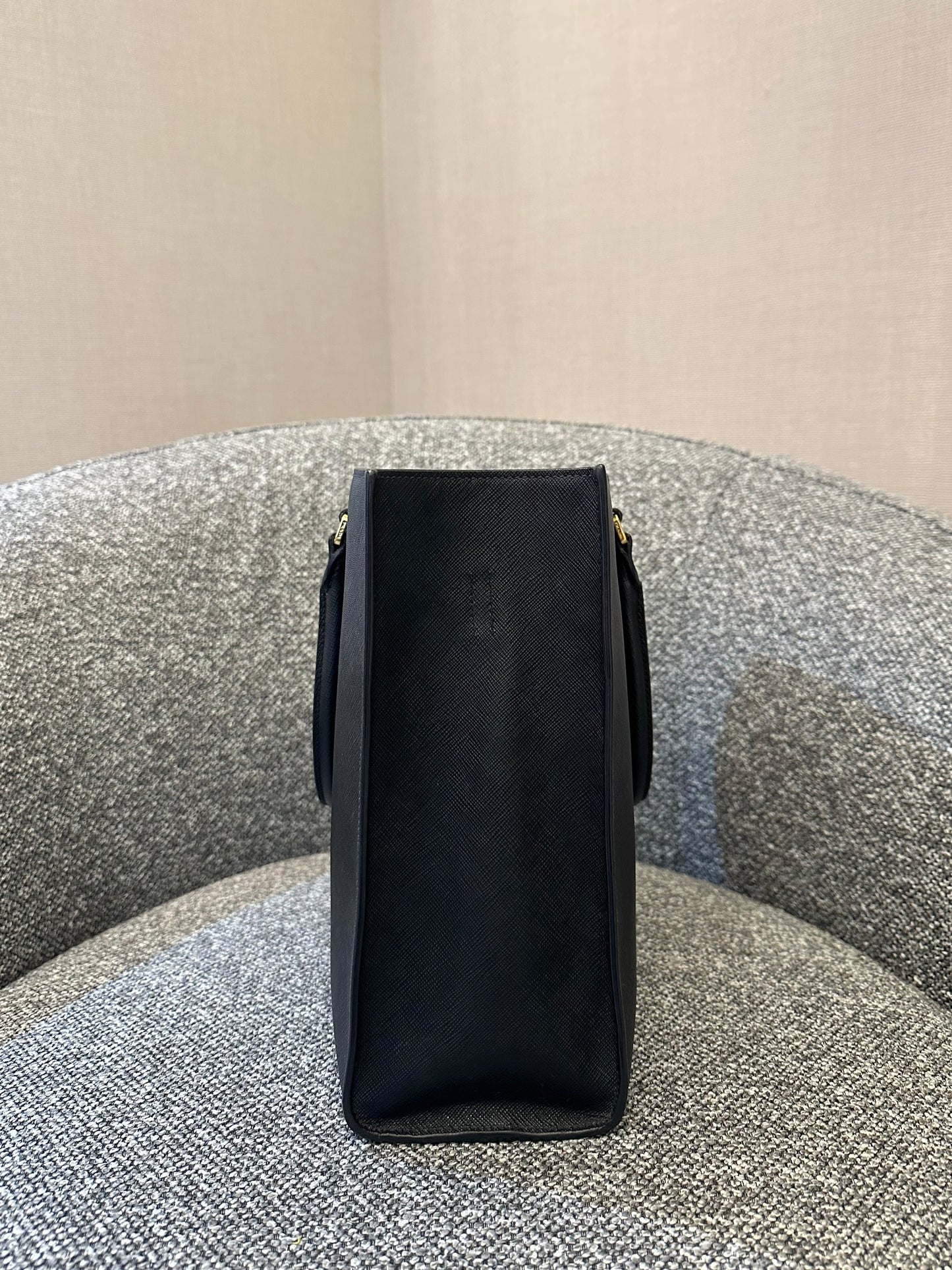 Prada Galleria In Black Saffiano Leather