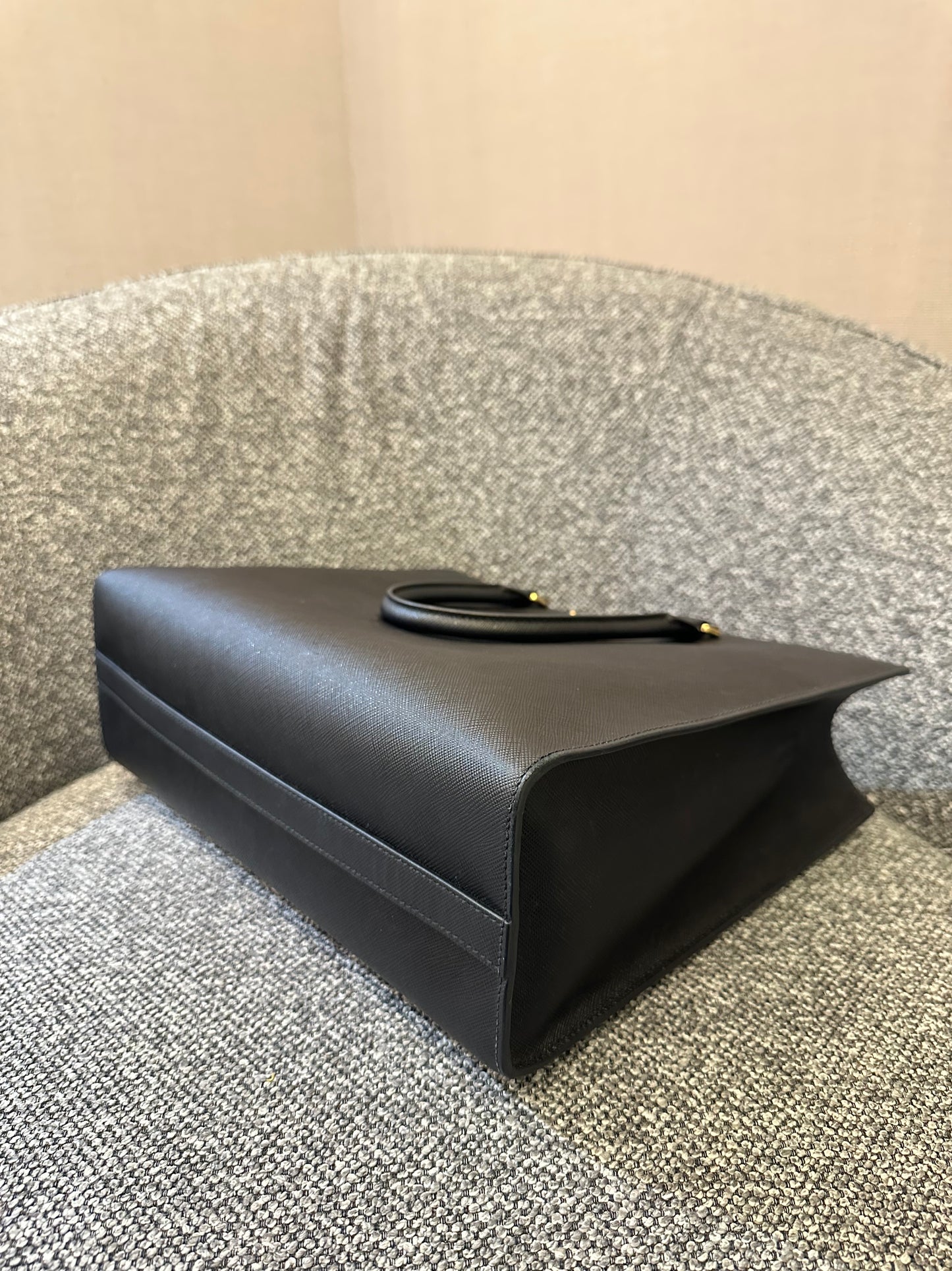 Prada Galleria In Black Saffiano Leather