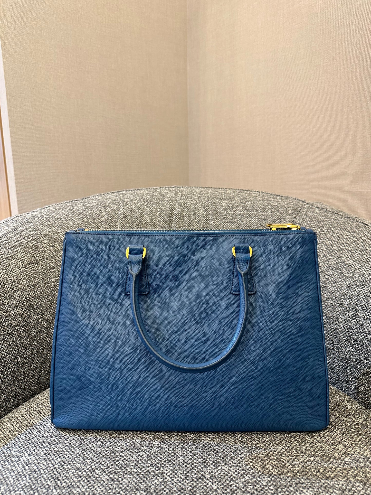 Prada Saffiano Galleria Double Zip Tote Bag In Blue