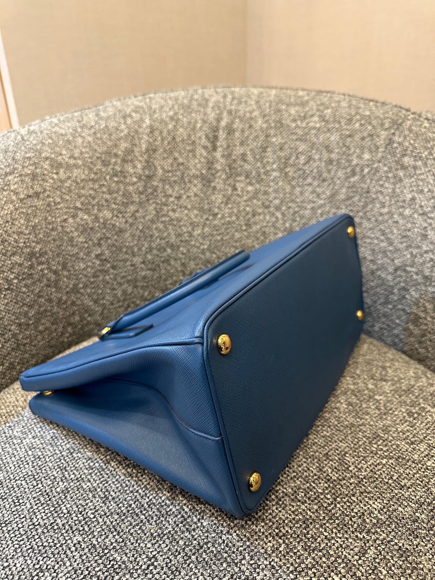 Prada Saffiano Galleria Double Zip Tote Bag In Blue
