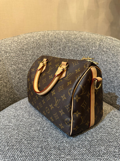 Louis Vuitton Speedy 25 Bandouliere in Monogram Canvas
