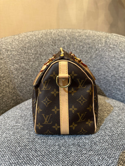 Louis Vuitton Speedy 25 Bandouliere in Monogram Canvas
