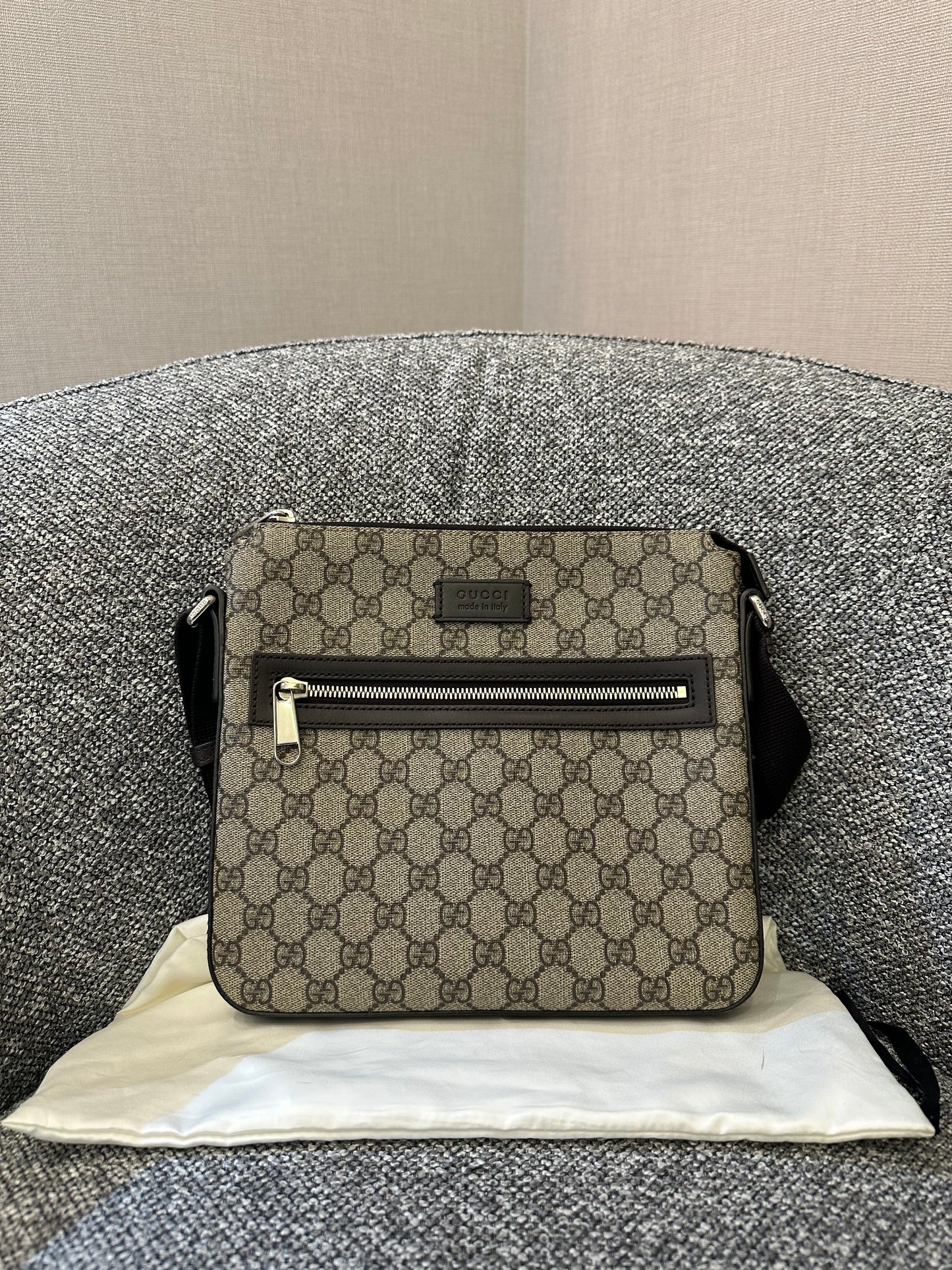 Gucci GG Supreme Messenger Bag