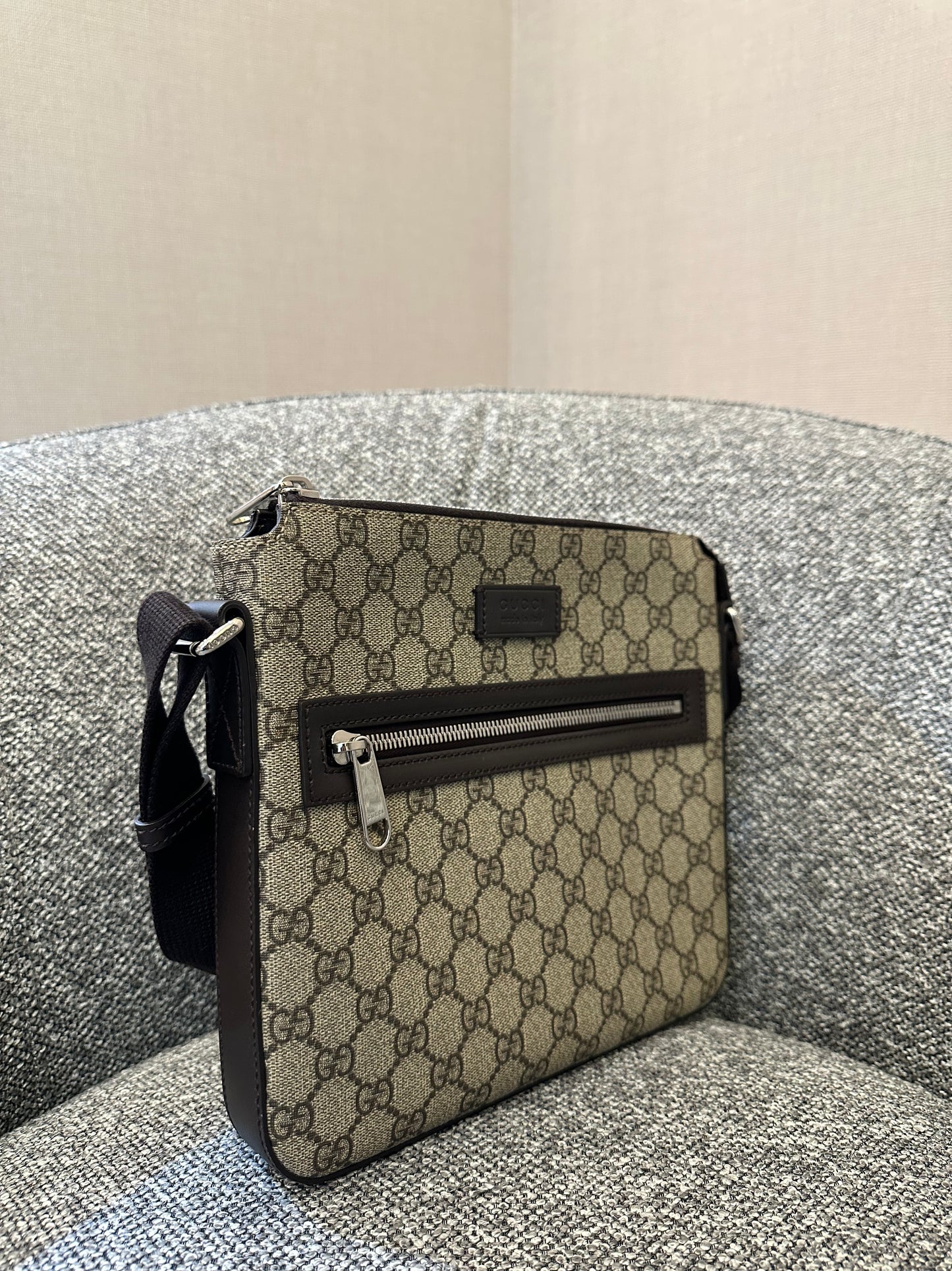 Gucci GG Supreme Messenger Bag