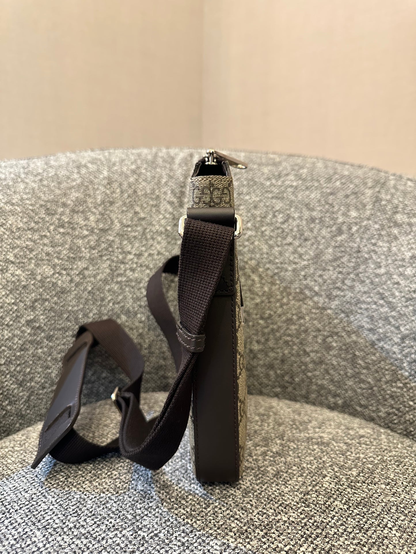 Gucci GG Supreme Messenger Bag