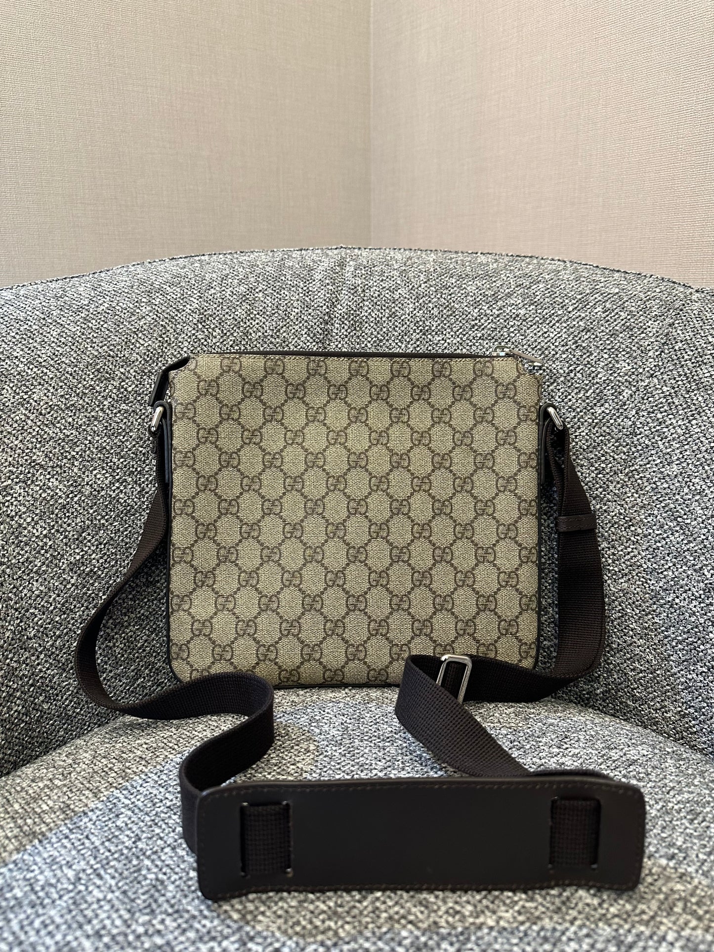 Gucci GG Supreme Messenger Bag