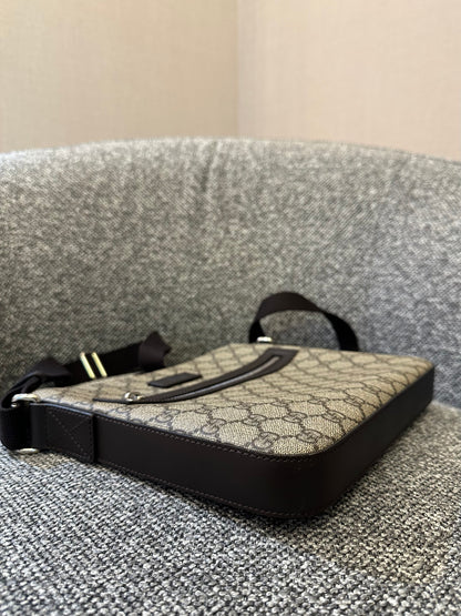 Gucci GG Supreme Messenger Bag