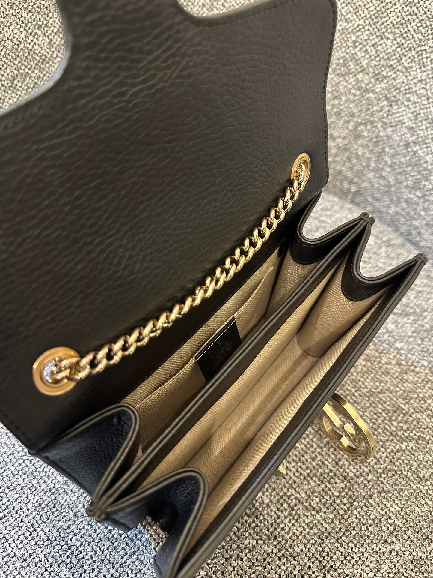Gucci Interlocking Small In Black Leather