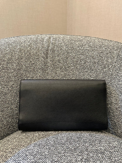 Yves Saint Laurent Belle De Jour Clutch In Black Leather
