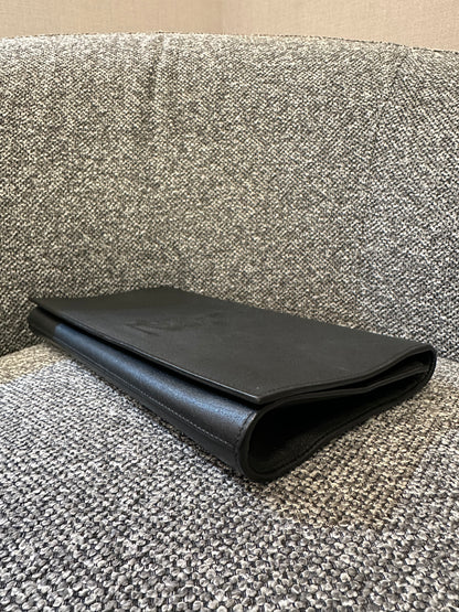 Yves Saint Laurent Belle De Jour Clutch In Black Leather