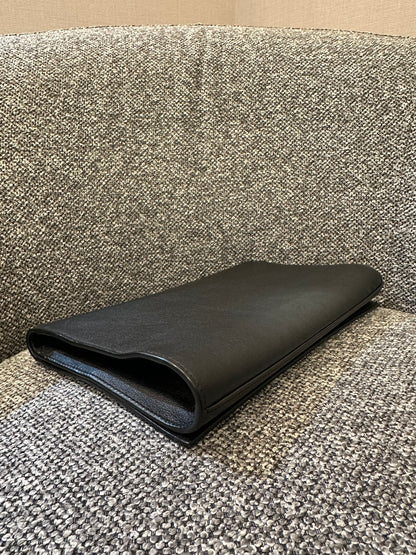 Yves Saint Laurent Belle De Jour Clutch In Black Leather