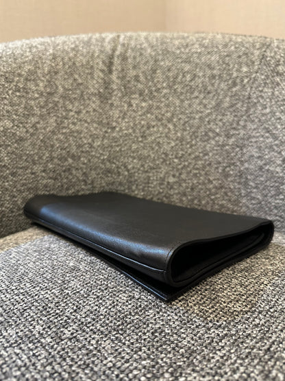 Yves Saint Laurent Belle De Jour Clutch In Black Leather