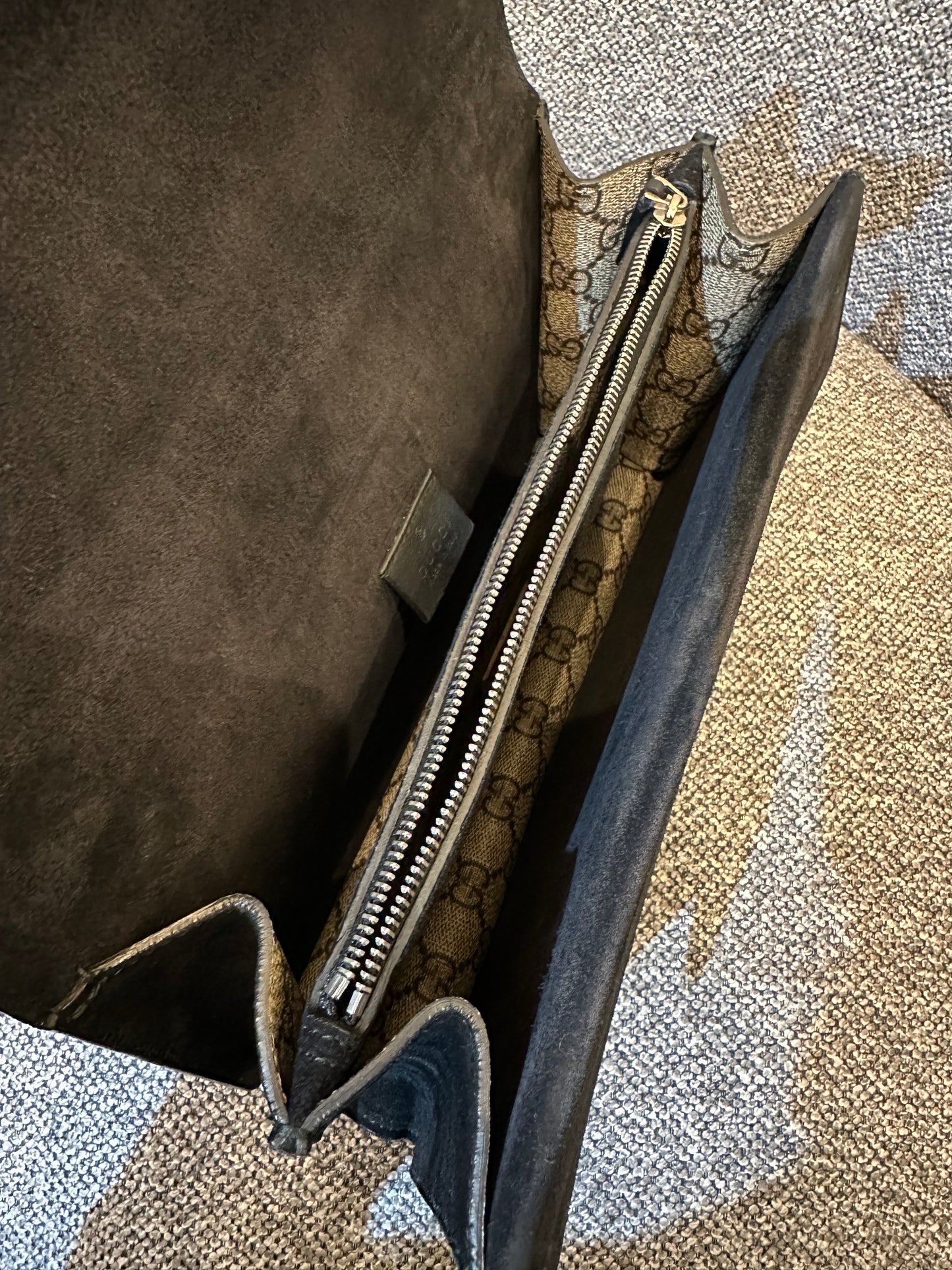 Gucci Dionysus Shoulder Bag