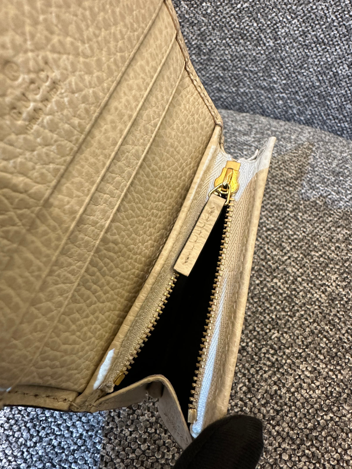 Gucci Bifold GG Marmont Wallet