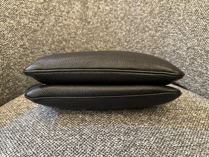 Prada Vitello Daino Leather Crossbody Bag In Black