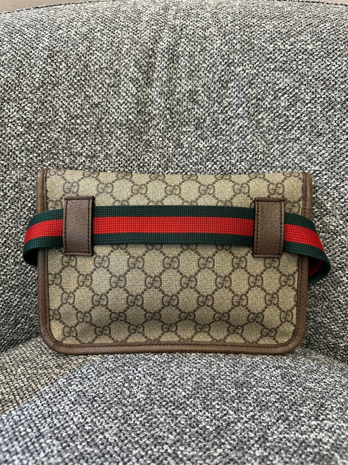 Gucci GG Supreme Monogram Neo Vintage Web Belt Bag