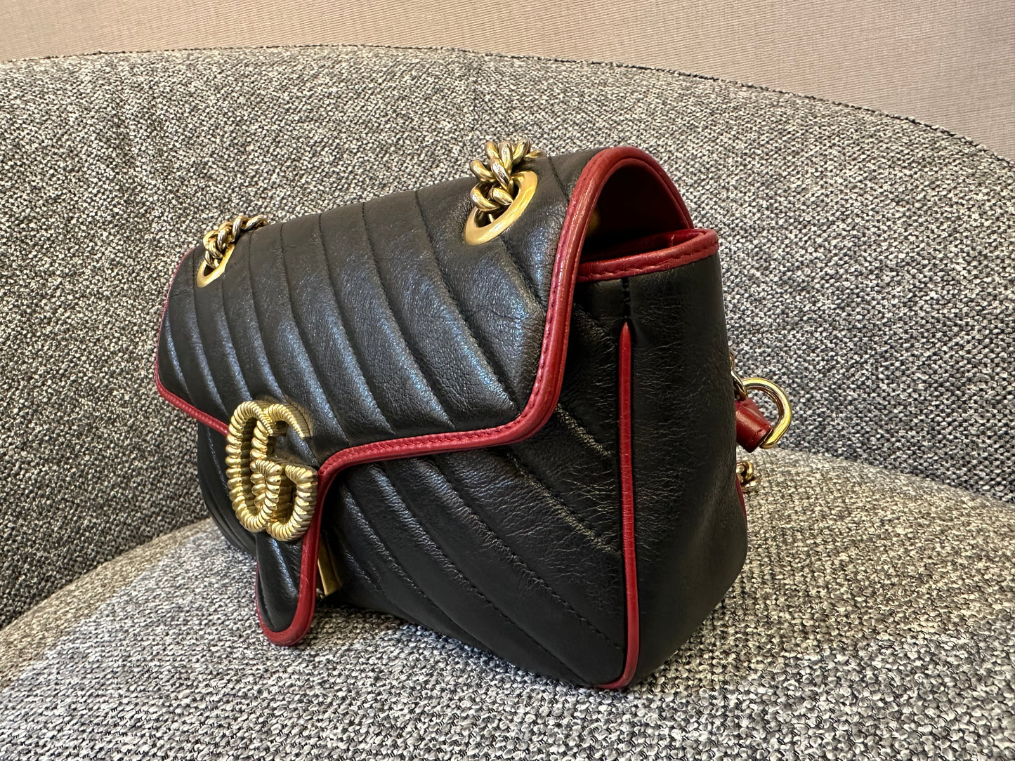 Gucci GG Marmont Flap Matelassé Shoulder Bag in Black and Red Trim
