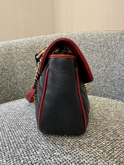Gucci GG Marmont Flap Matelassé Shoulder Bag in Black and Red Trim