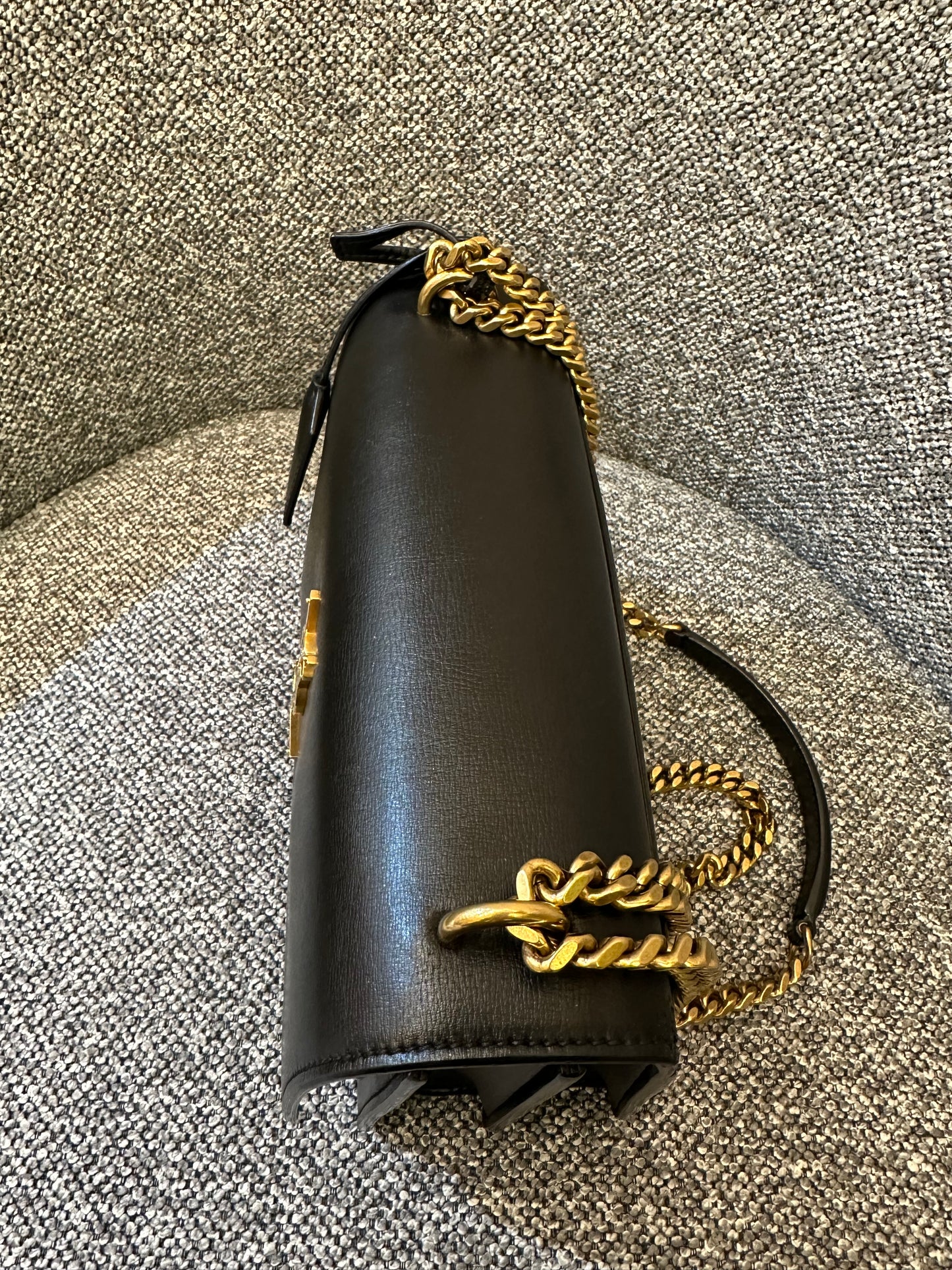 Yves Saint Laurent Sunset Bag In Black Leather
