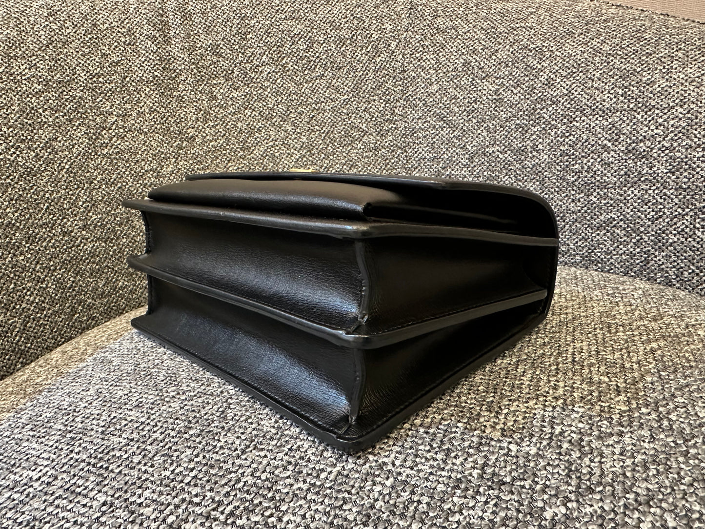 Yves Saint Laurent Sunset Bag In Black Leather
