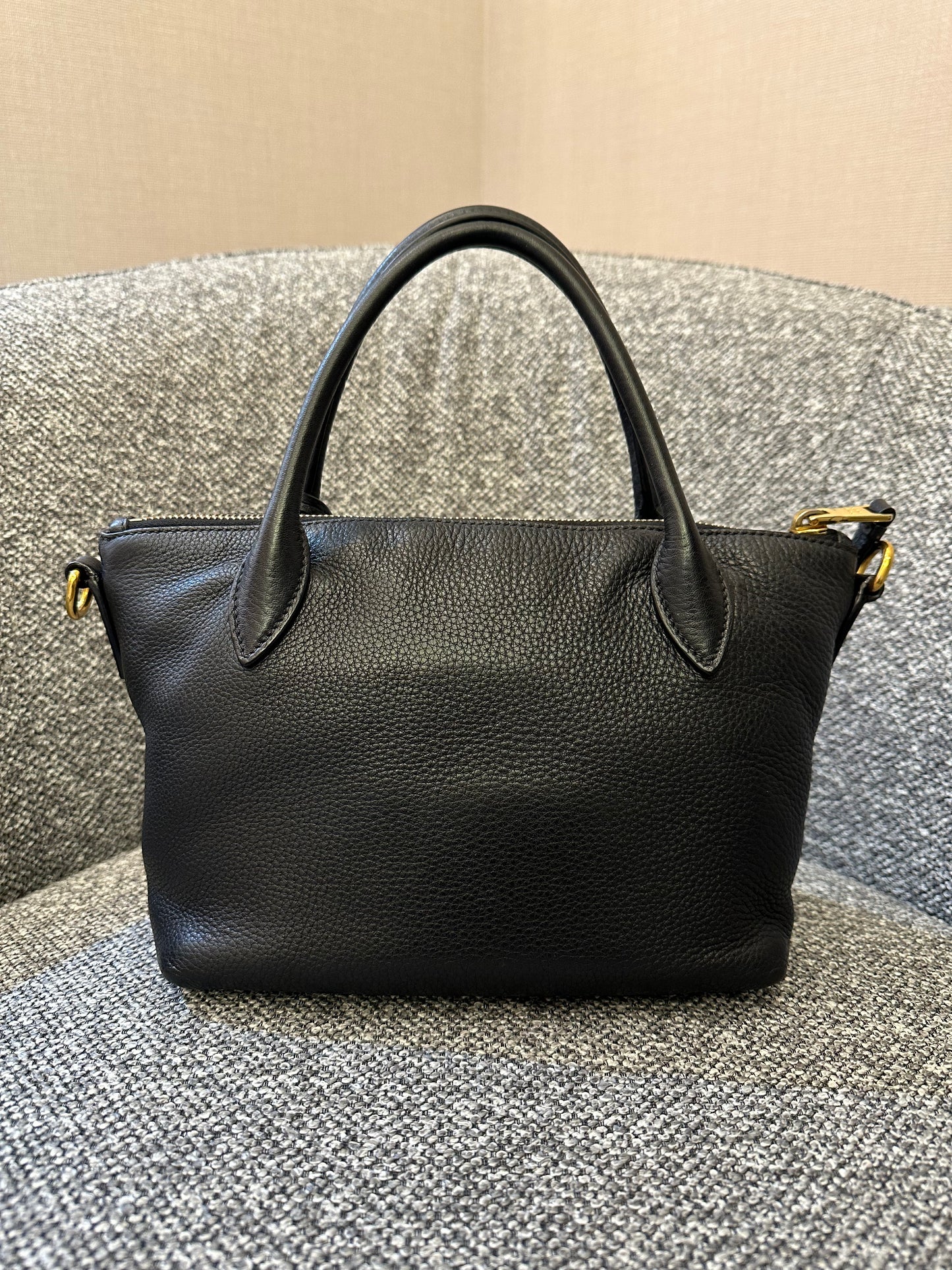 Prada Vitello Daino Zip Tote Bag In Black Leather