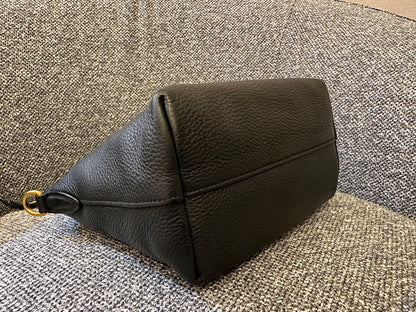 Prada Vitello Daino Zip Tote Bag In Black Leather