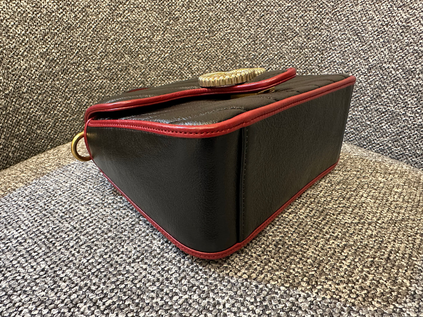 Gucci GG Marmont Flap Handbag In Black Quilted Chevron Leather