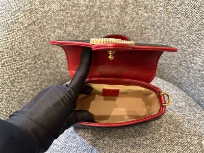 Gucci GG Marmont Flap Handbag In Black Quilted Chevron Leather