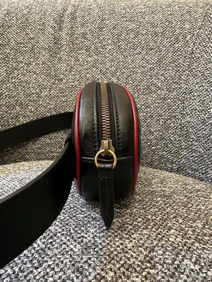 Gucci GG Marmont Matelassé Leather Belt Bag in Black and Red Trim