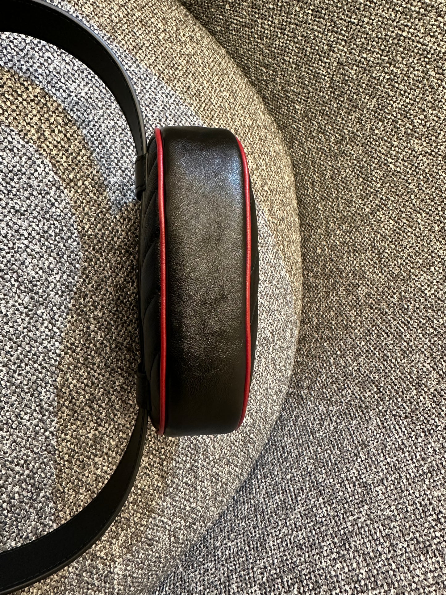 Gucci GG Marmont Matelassé Leather Belt Bag in Black and Red Trim