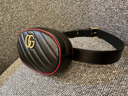 Gucci GG Marmont Matelassé Leather Belt Bag in Black and Red Trim