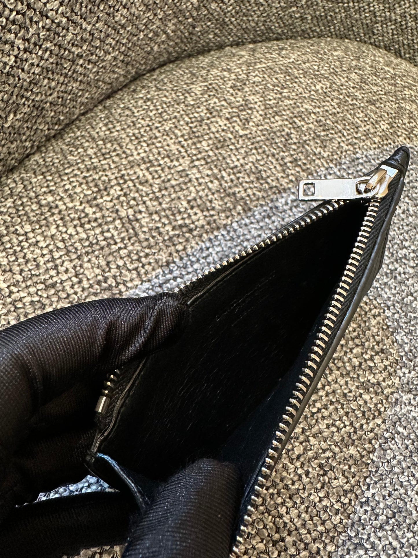 Yves Saint Laurent Fragments Zipped Card Holder in Black