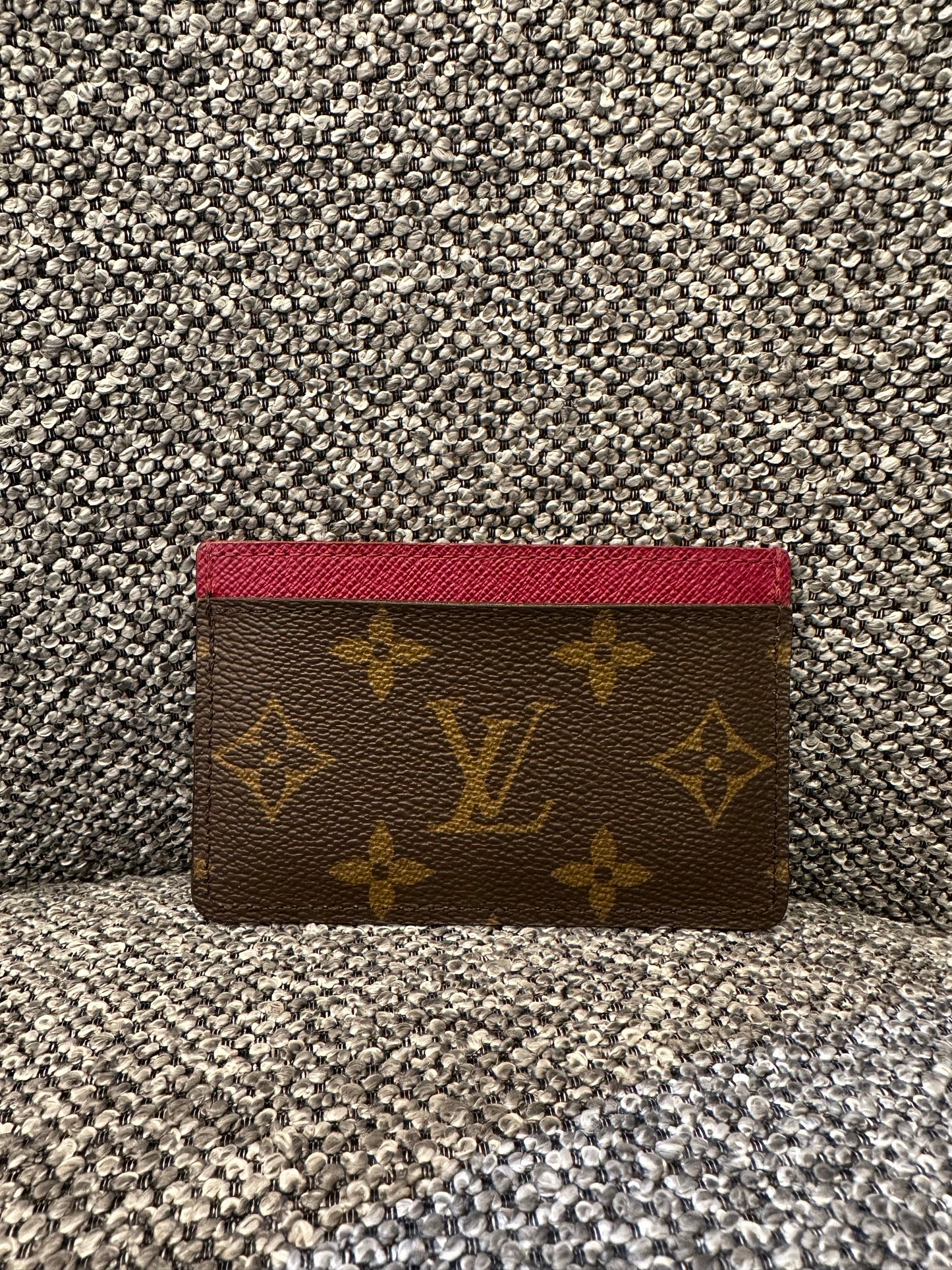 Louis Vuitton Card Holder in Monogram Canvas with Fuchsia Leather Lining