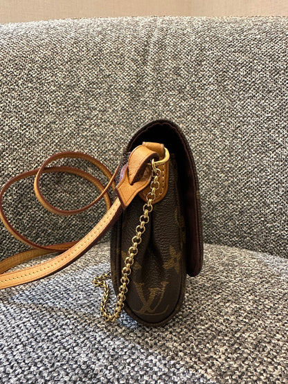 Louis Vuitton Favorite PM in Monogram Canvas