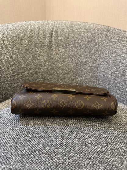 Louis Vuitton Favorite Monogram Canvas Shoulder Bag