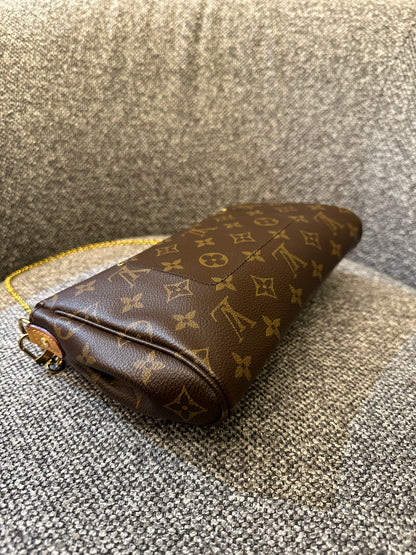 Louis Vuitton Favorite Monogram Canvas Shoulder Bag