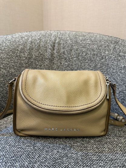 Marc Jacobs The Groove Messenger Bag