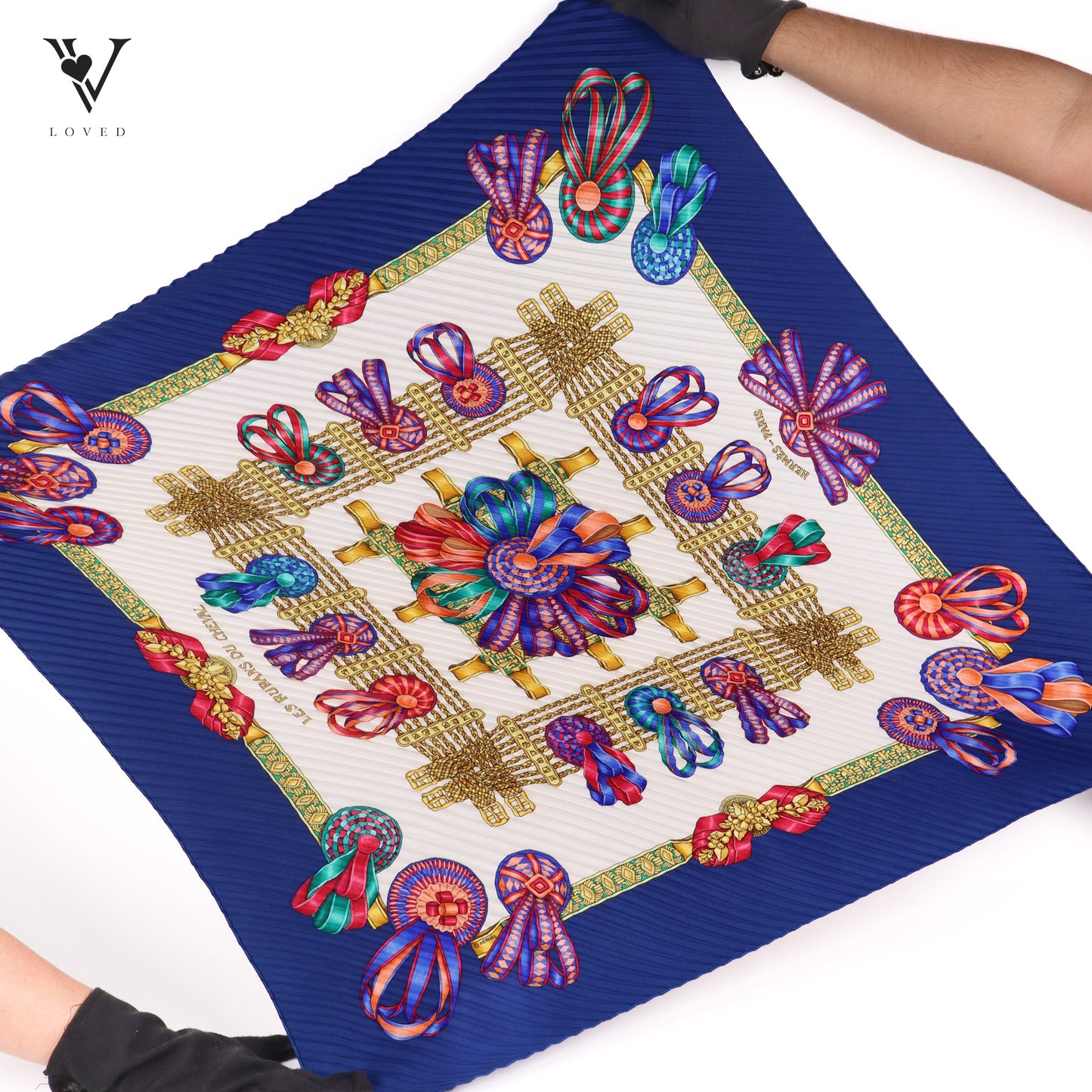 Le Rubans Du Cheval by Joachim Metz Pleated Scarf