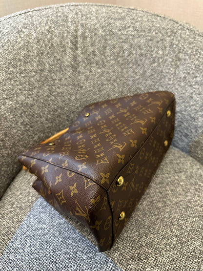 Louis Vuitton Montaigne in Monogram Canvas