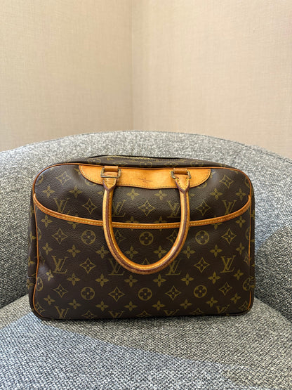 Louis Vuitton Monogram Canvas Deauville Vanity Handbag