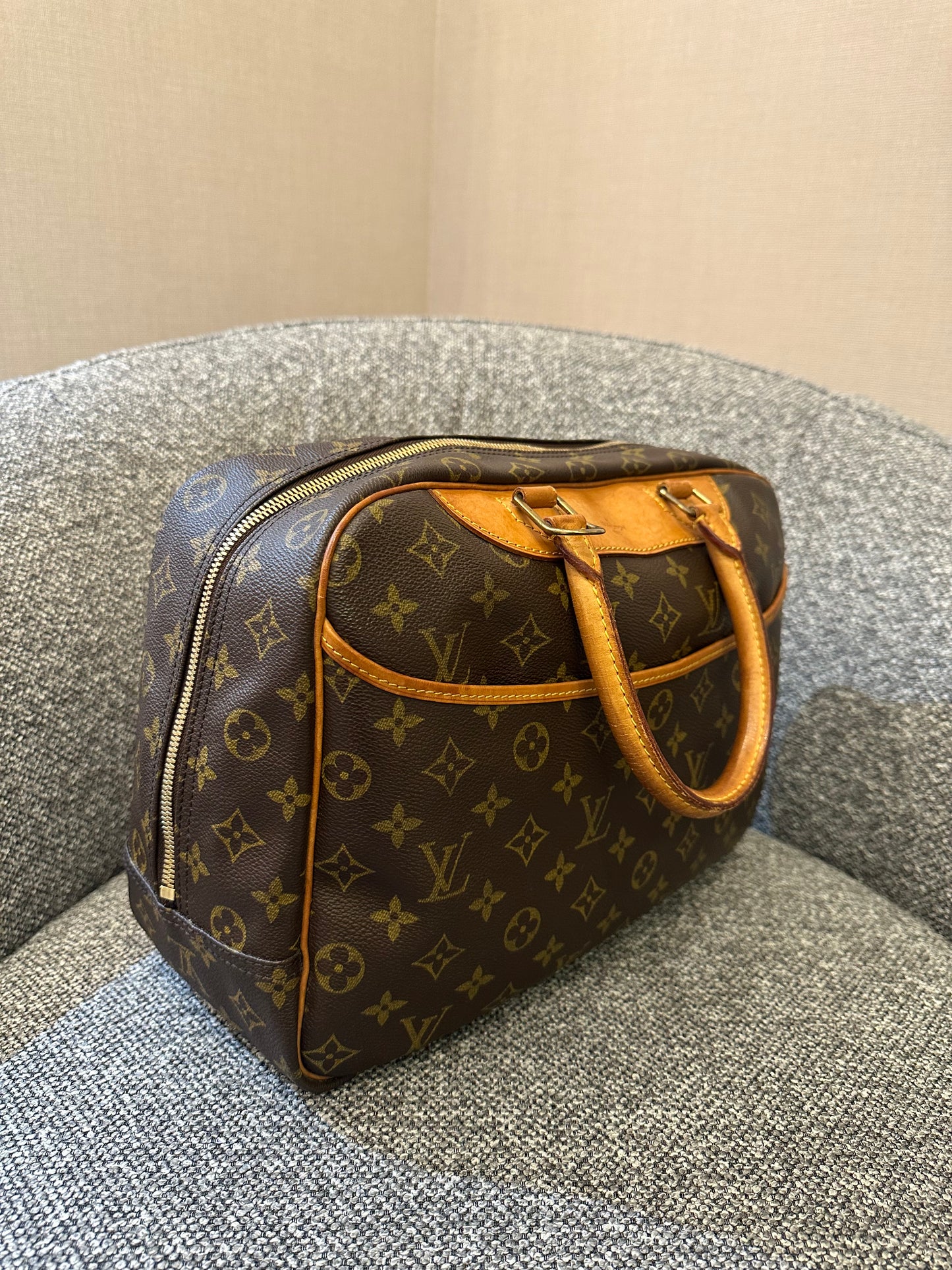 Louis Vuitton Monogram Canvas Deauville Vanity Handbag