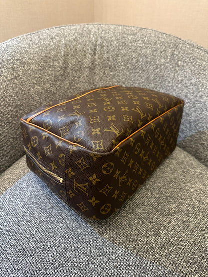 Louis Vuitton Monogram Canvas Deauville Vanity Handbag