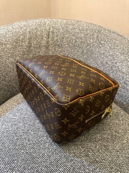Louis Vuitton Monogram Canvas Deauville Vanity Handbag
