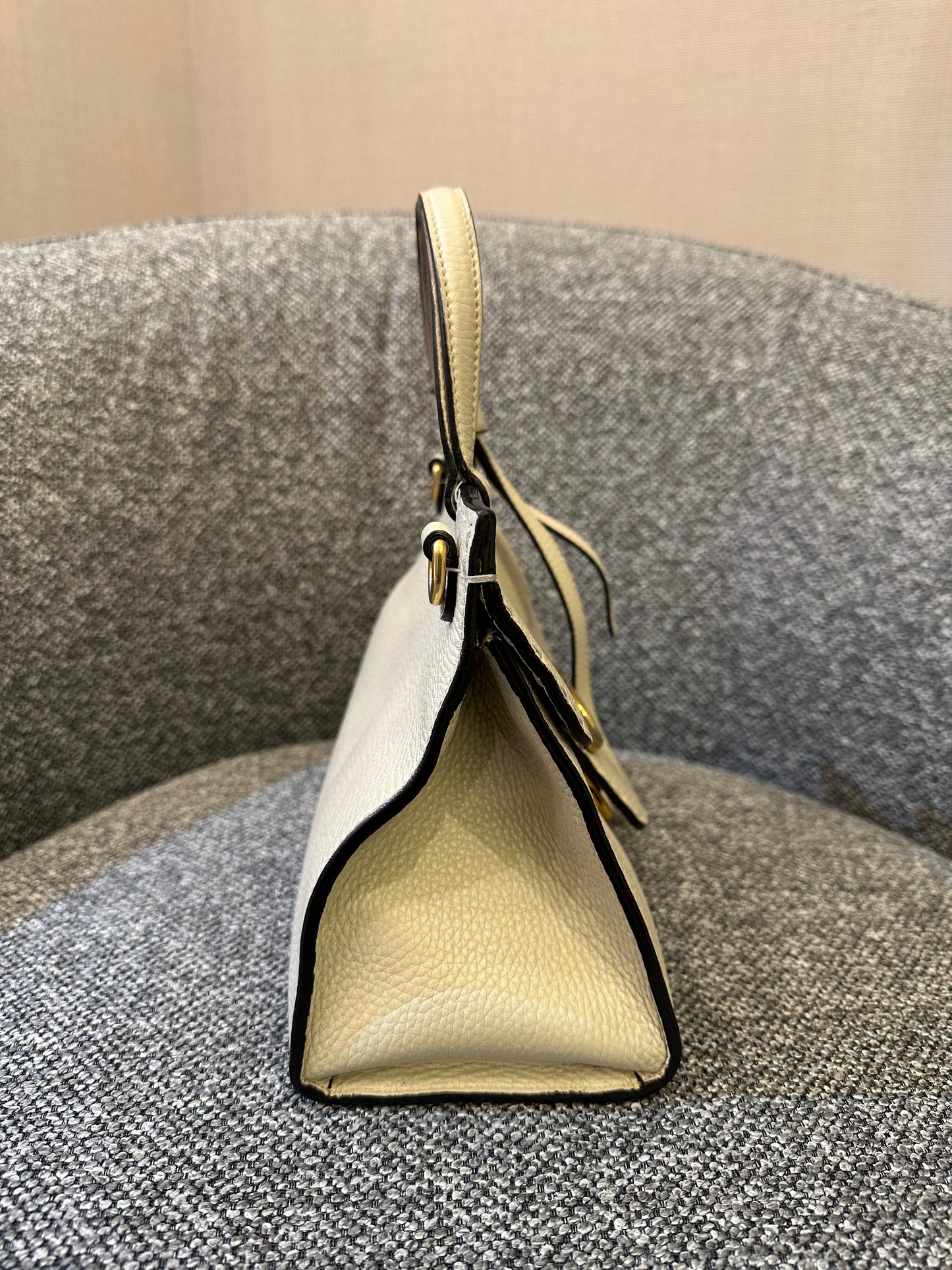 Gucci GG Marmont MIni Top Handle Bag in White
