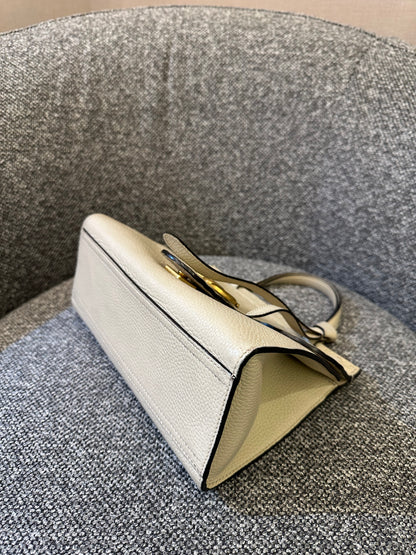 Gucci GG Marmont MIni Top Handle Bag in White
